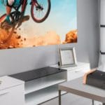 Новий міні-лазерний проектор Epson поставляється з Android TV і Netflix