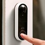 Arlo Video Doorbell nimmt jetzt Bestellungen von Google Assistant entgegen