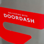 DoorDash запускает DashMart, чтобы доставлять еще больше вещей из ваших любимых мест