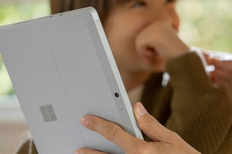 Microsoft Surface Go 2 vs. IdeaPad Chromebooki duett: kumba peaksite ostma?